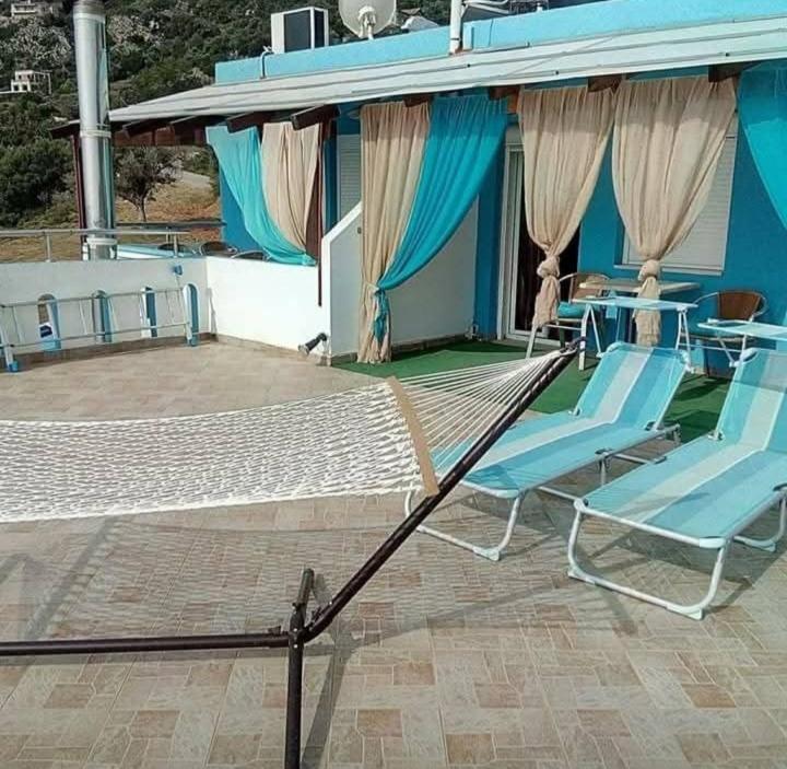 Delfini Aparthotel Akhladheri Luaran gambar