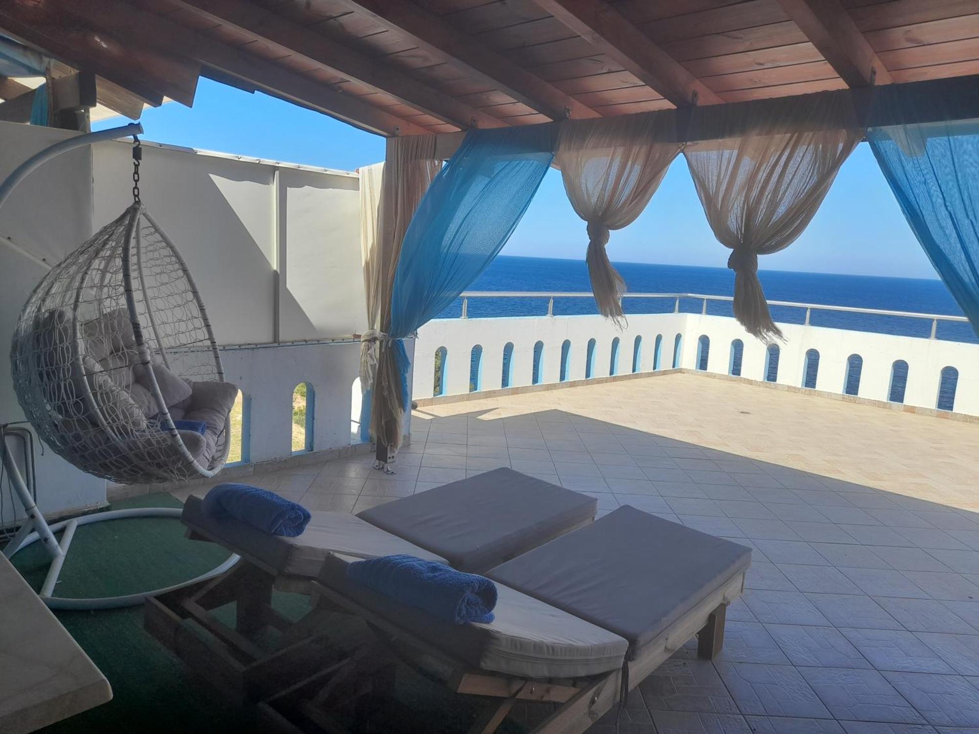 Delfini Aparthotel Akhladheri Luaran gambar